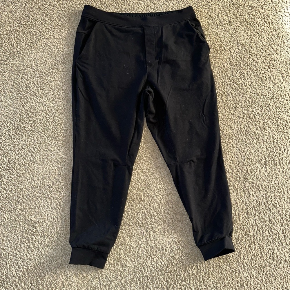 Lululemon men’s yoga jogger pants